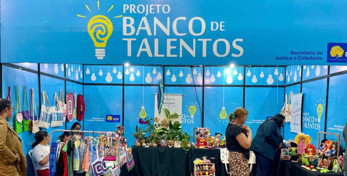 Projeto Banco de Talentos participa da Feira da Mulher Empreendedora em shopping