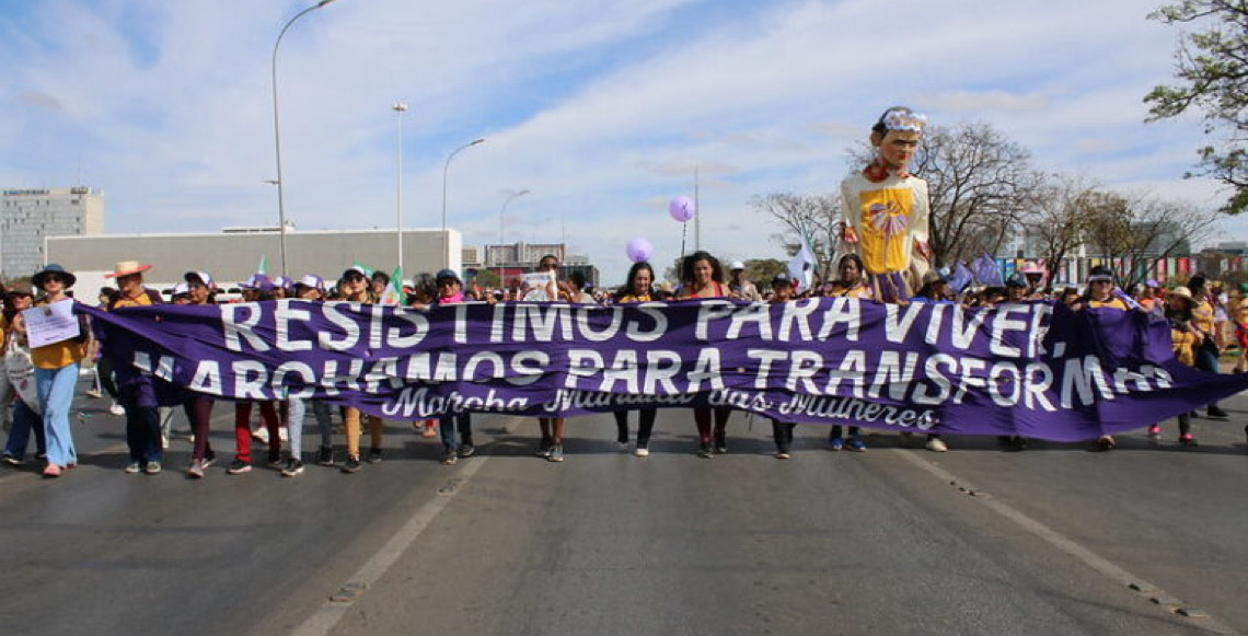 Internet espalha misoginia, enquanto ações de prevenção à violência contra mulher são escassas e sofrem resistência