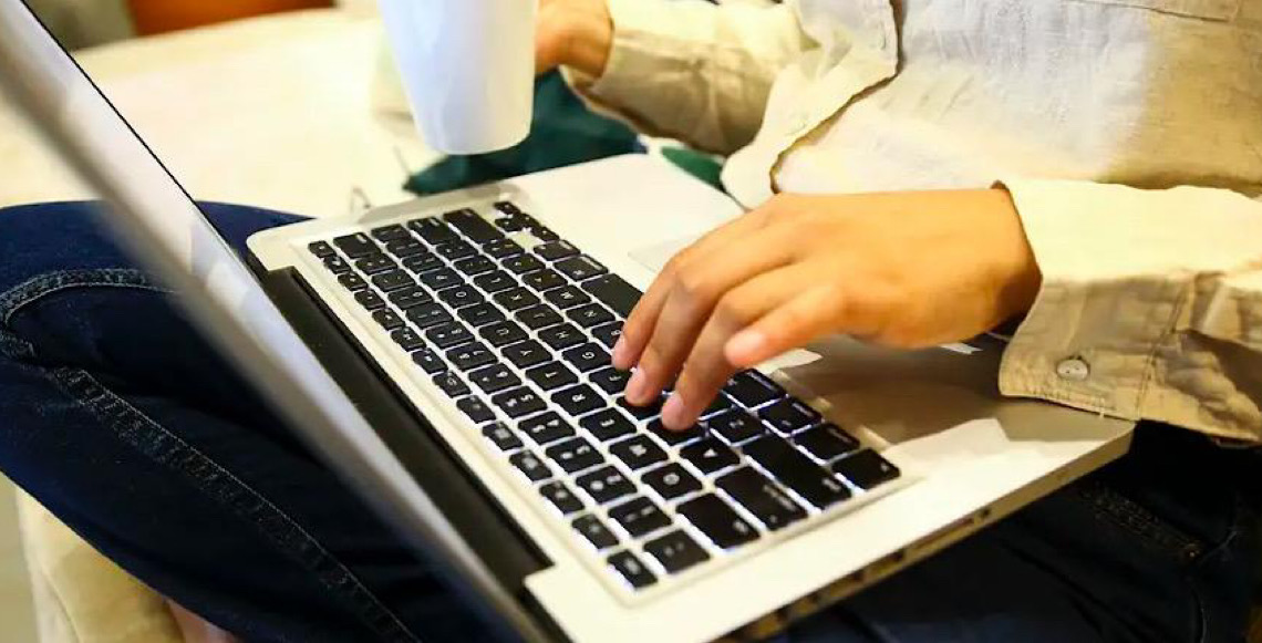 Tentar resolver tudo antes de o ano acabar gera frustração e sobrecarga emocional; saiba administrar tarefas