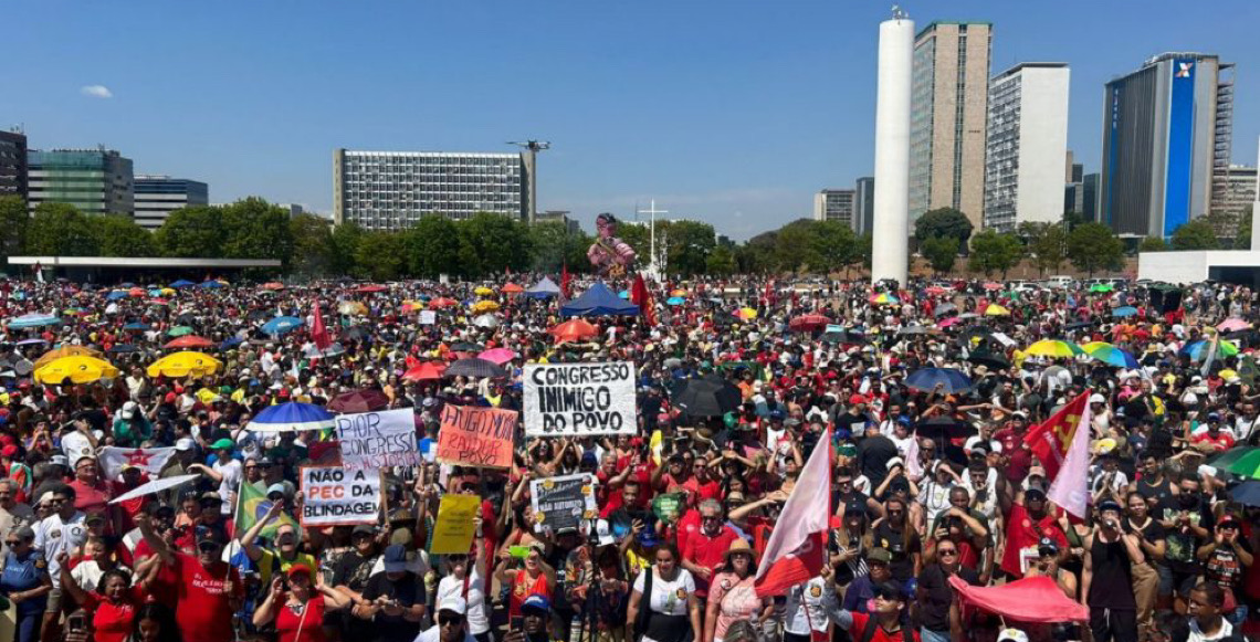 Nas ruas contra o PL da Dosimetria: Confira os locais das manifestações neste domingo em todo o país
