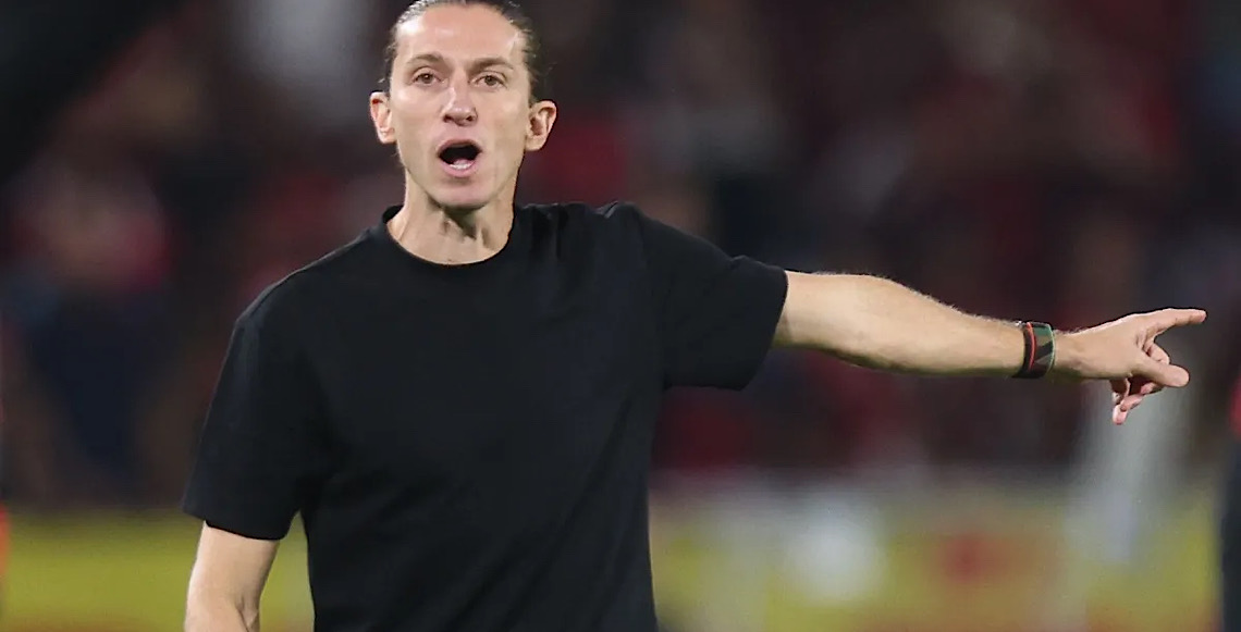 Vamos tentar ganhar para fazer história, diz Filipe Luís, técnico do Flamengo sobre final com PSG