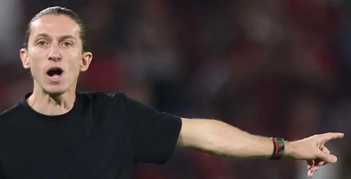 Vamos tentar ganhar para fazer história, diz Filipe Luís, técnico do Flamengo sobre final com PSG