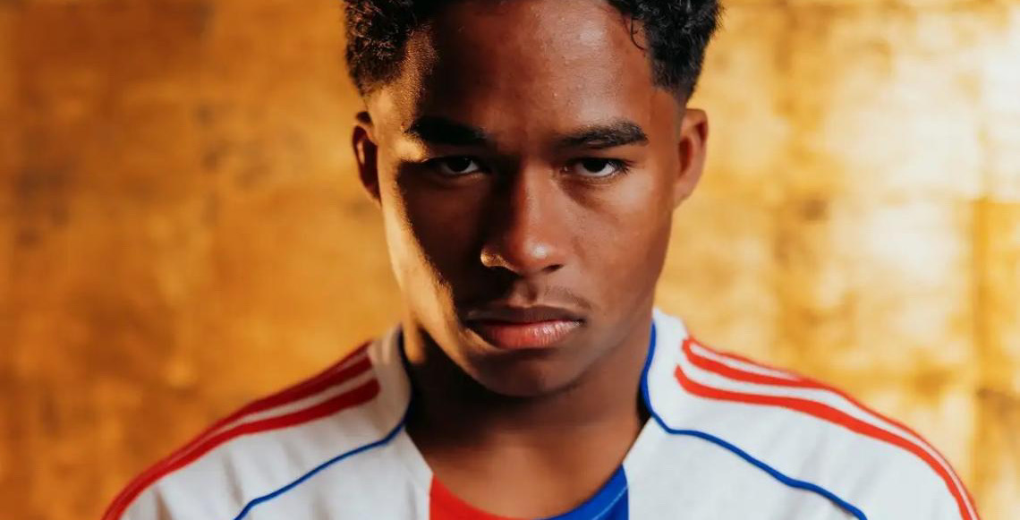 Lyon anuncia contratação por empréstimo do atacante Endrick