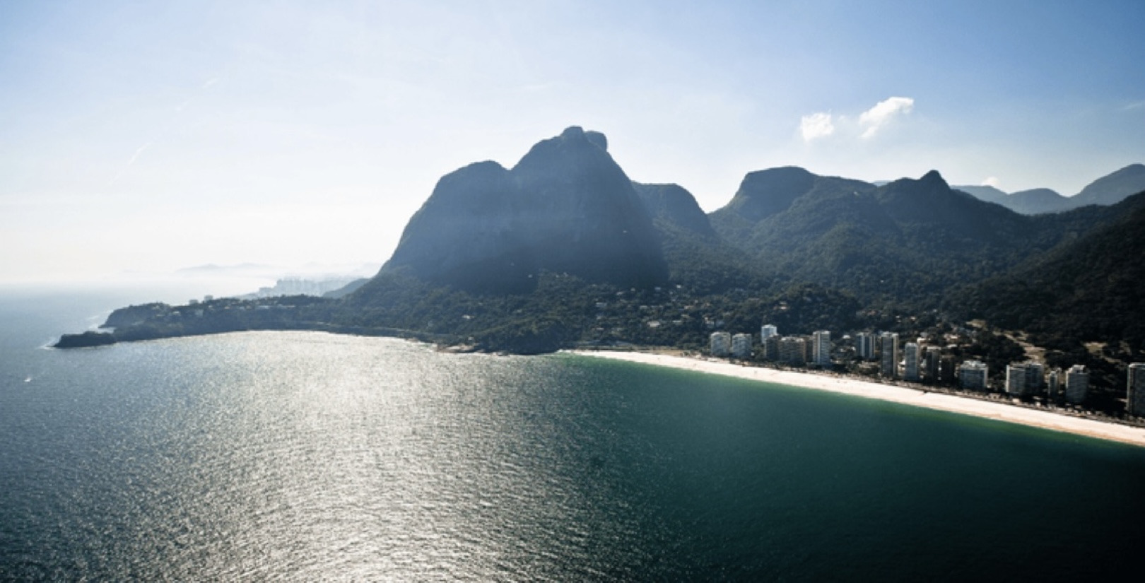 RJ abre as portas para o verão com praias, cultura, e atrativos famosos