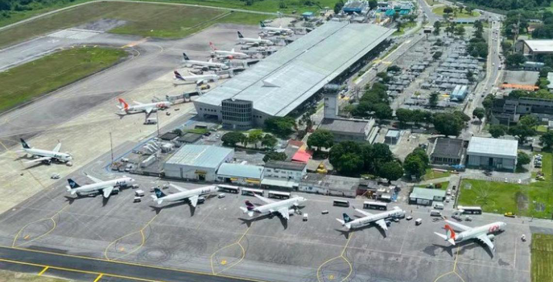 Aeronautas aprovam acordo e não haverá greve na aviação brasileira