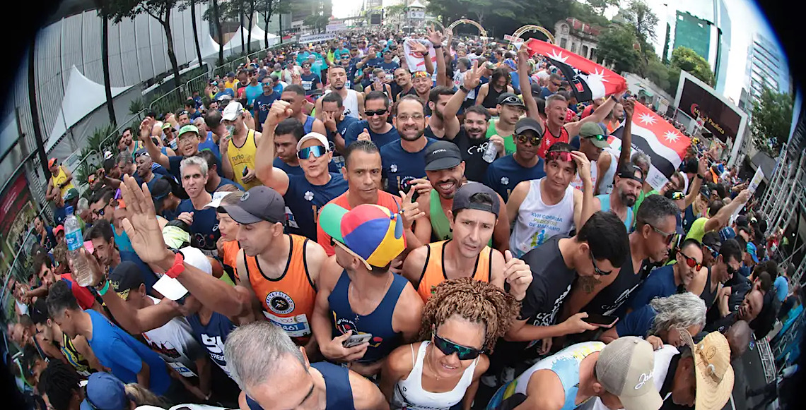 Atleta da Tanzânia vence São Silvestre e desmaia; brasileira fica em 3º