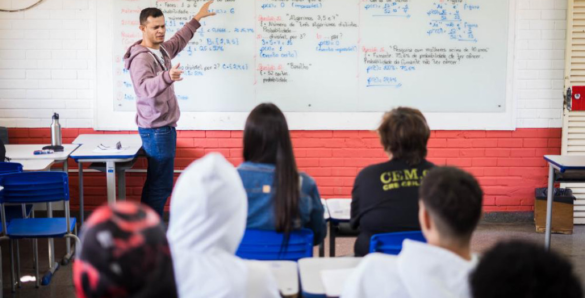 Educação de Jovens e Adultos abrirá inscrições no DF em janeiro