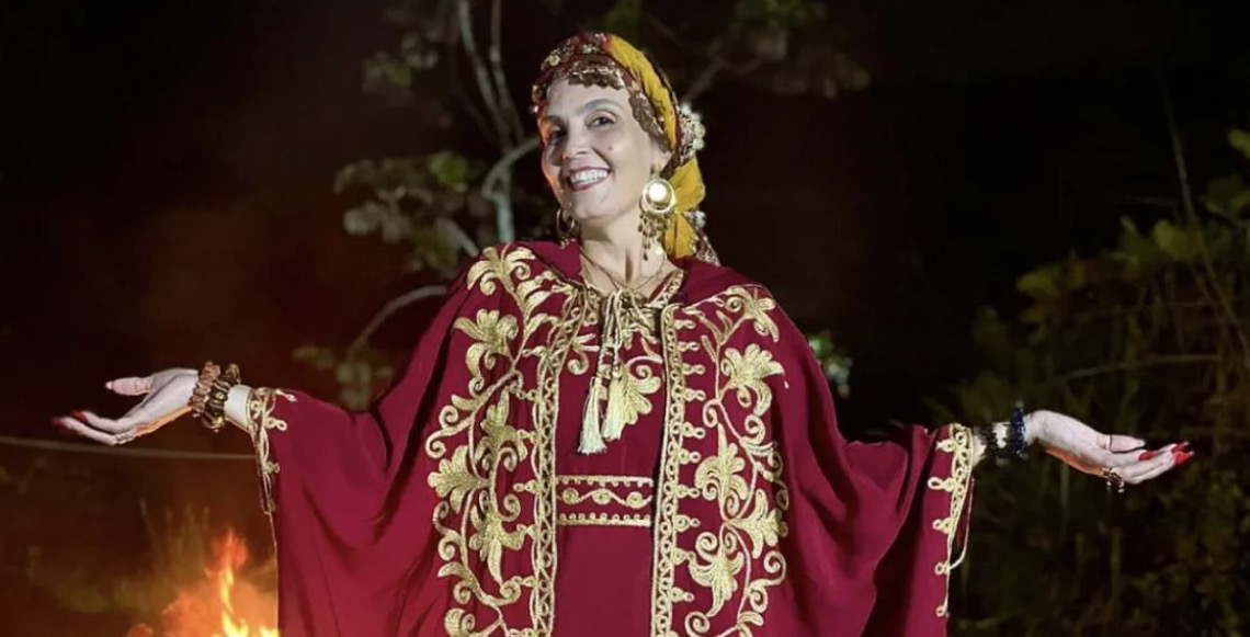 Empresária brasileira Silvia Ferreira, cria marca de roupas árabes no Egito