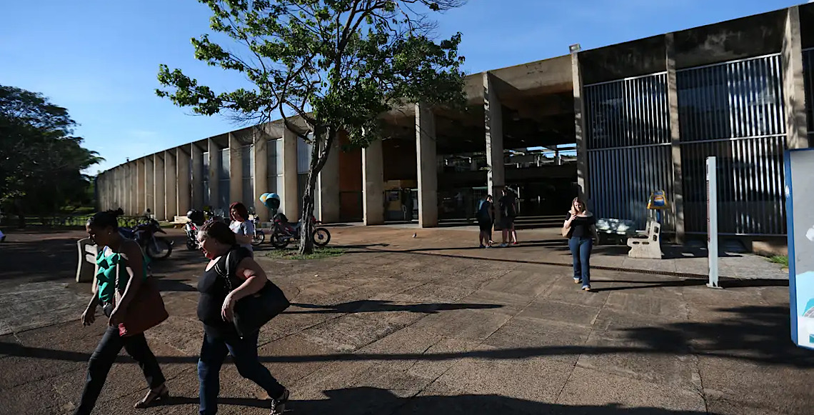 Com orçamento menor, universidades federais dependem cada vez mais de emendas parlamentares