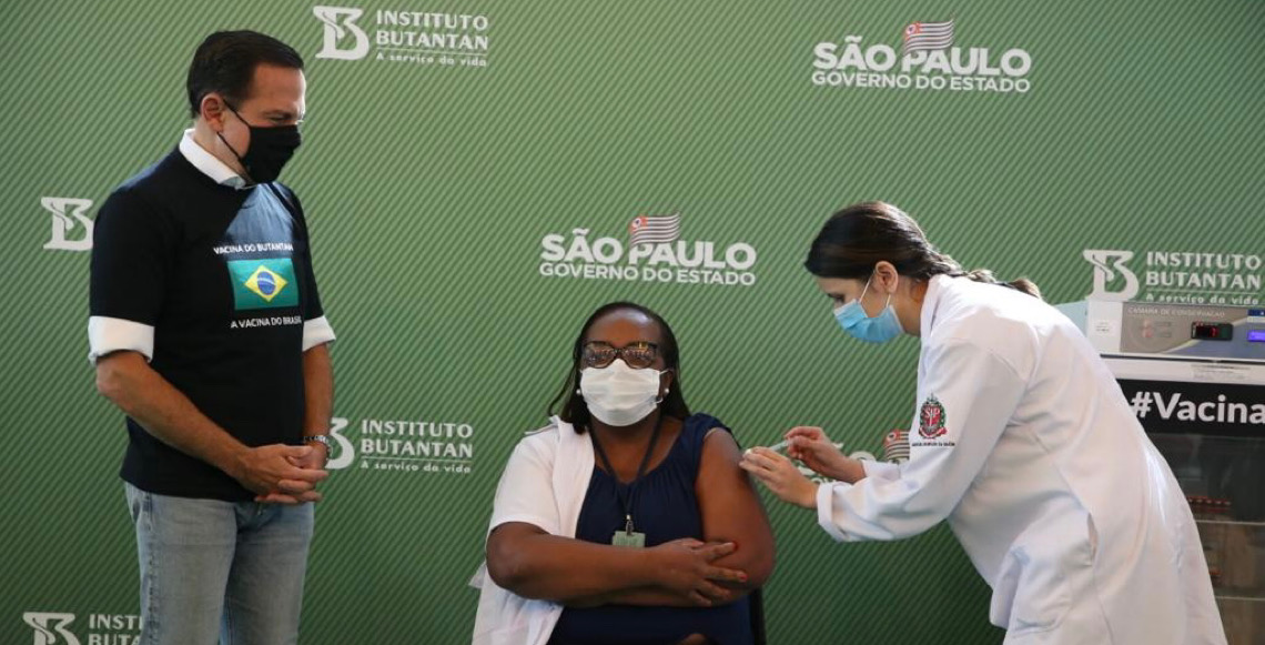 Há 5 anos, Brasil dava seus primeiros passos e aplicava primeiras doses de vacina contra a Covid-19
