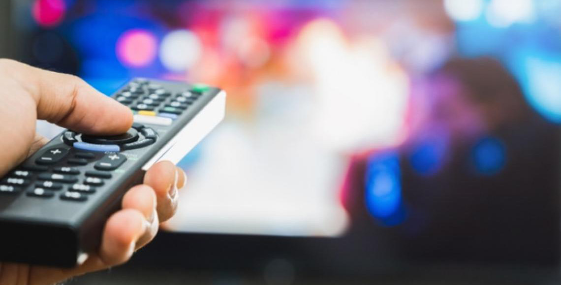 Agência Nacional de Telecomunicações mapeou 8 milhões de 'clientes' de serviços piratas de TV em 2025