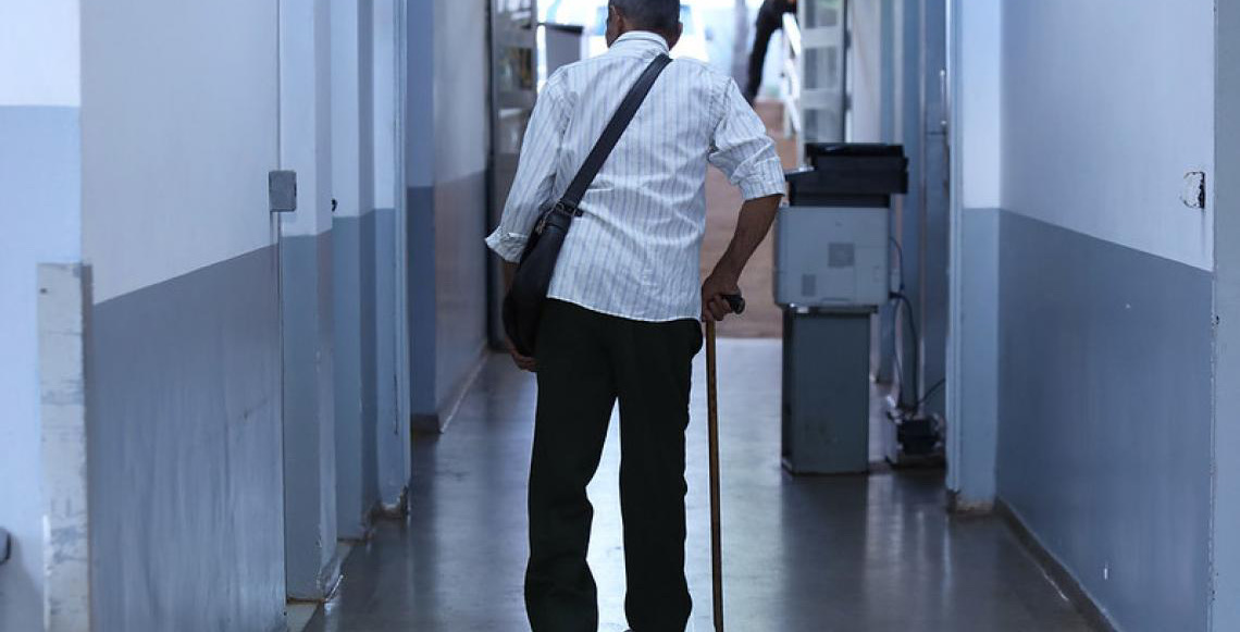 Sexta edição da Caderneta da Pessoa Idosa traz atualizações e conteúdo ampliado