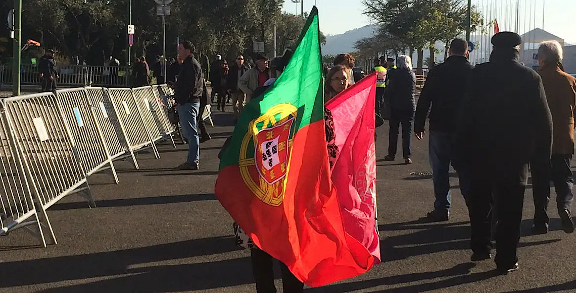 Portugal prende 37 em operação contra neonazistas que atacaram brasileiros