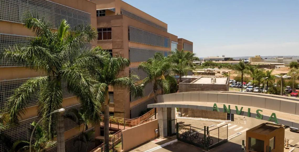 Anvisa suspende suplementos alimentares de duas marcas; confira