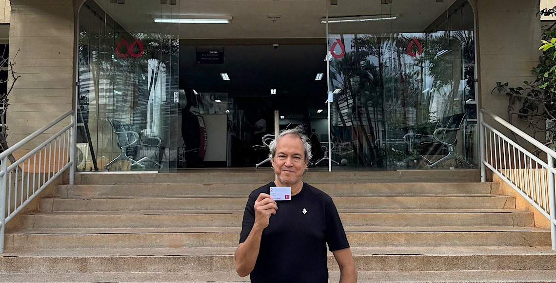 Hemocentro de Brasília amplia carteirinhas para atender a mais de mil pacientes com doença falciforme no DF