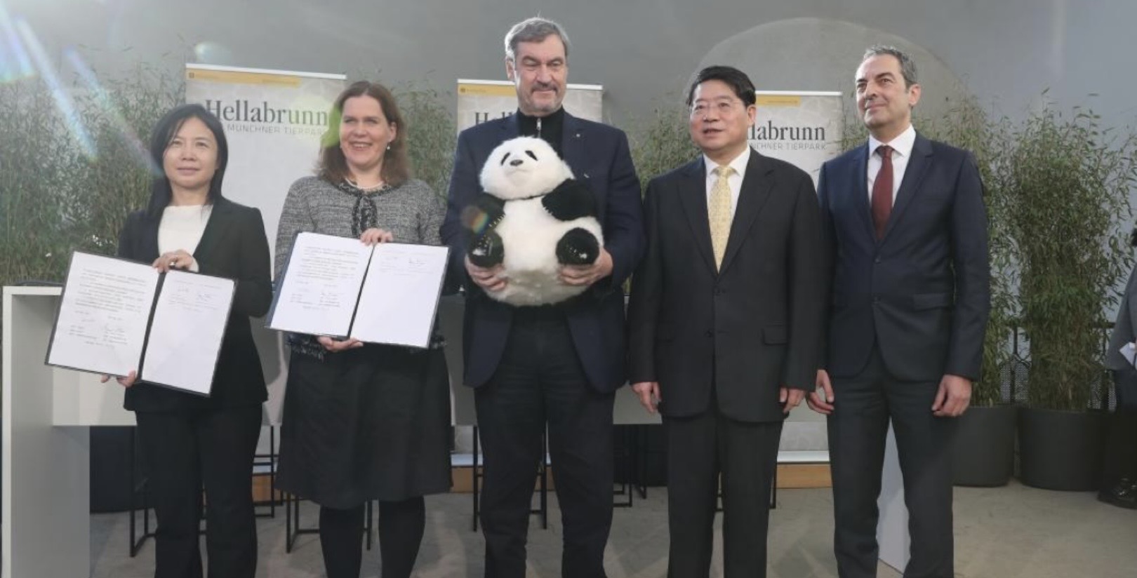 China enviará 2 pandas-gigantes para o zoológico de Munique