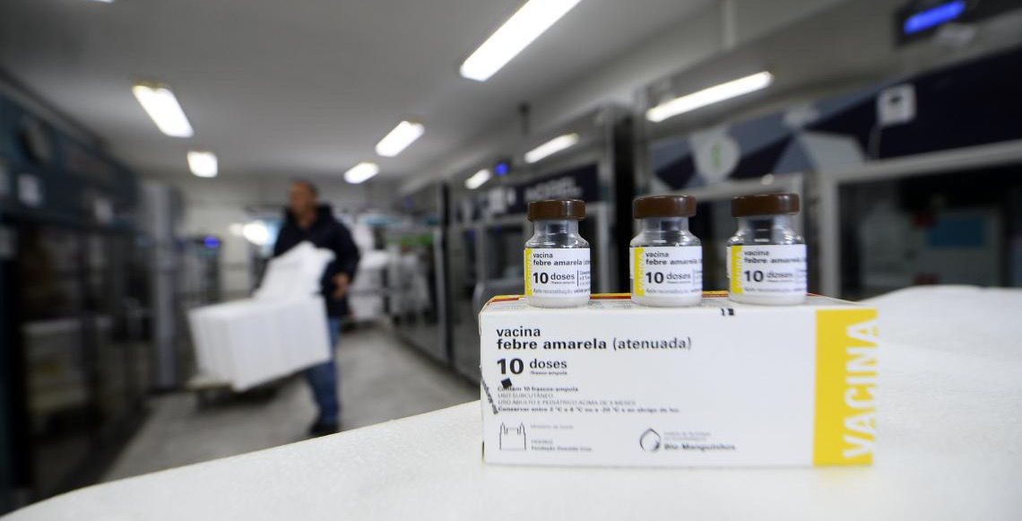 Secretaria de Saúde do Distrito Federal recebe 50 mil doses de vacinas contra a febre amarela