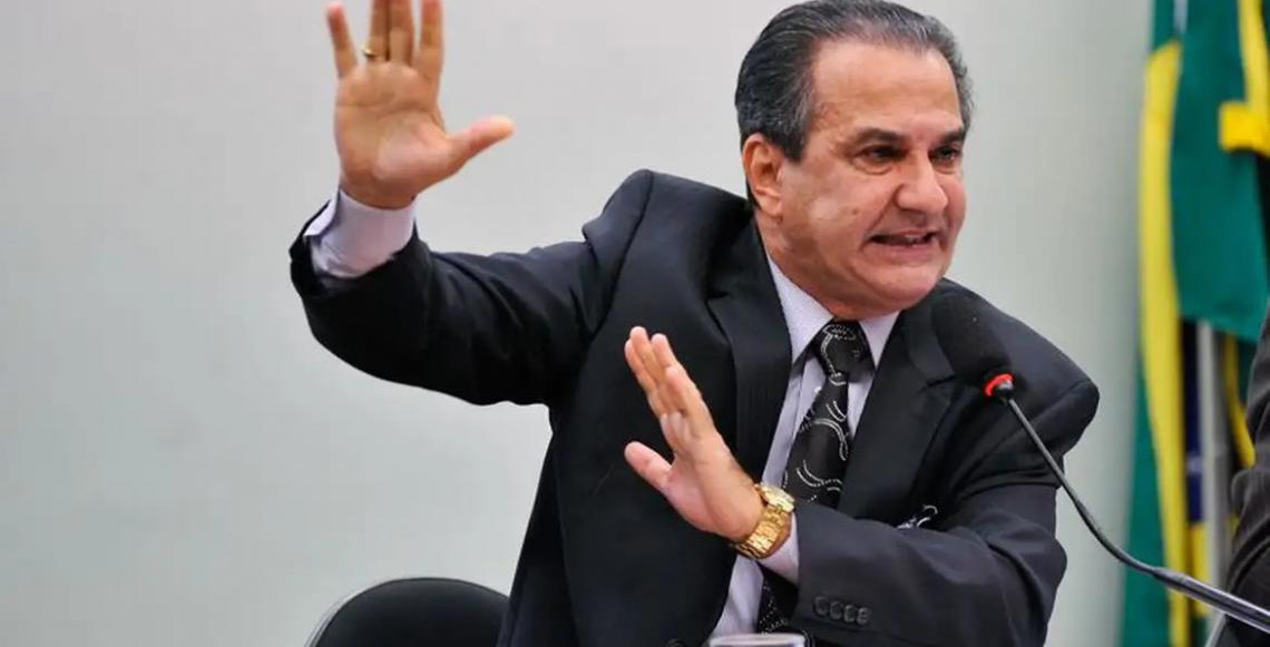 Pastor Silas Malafaia pede rejeição de denúncia sobre ofensa ao comando do Exército