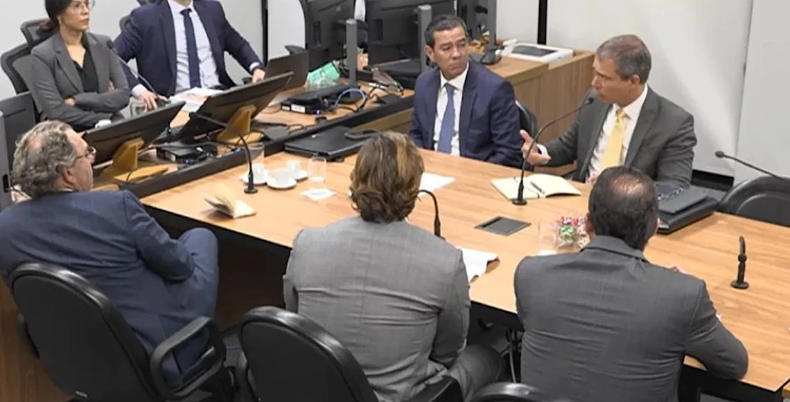 Daniel Vorcaro não responde à PF se tem ativos no exterior e diz que seus bens estão declarados