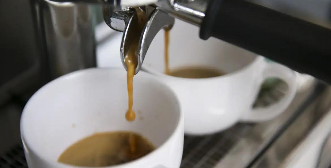 Segundo dados divulgados apontam que preços altos derrubam consumo de café no Brasil em 2025