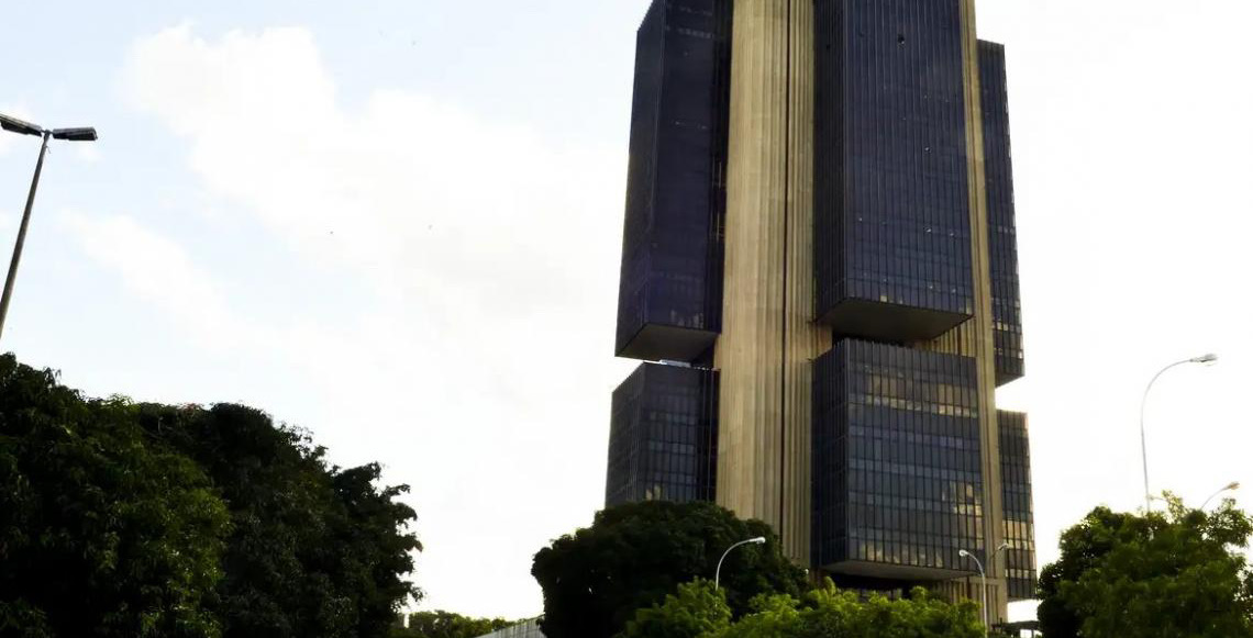 BC aperta regras de provedores de TI para instituições financeiras