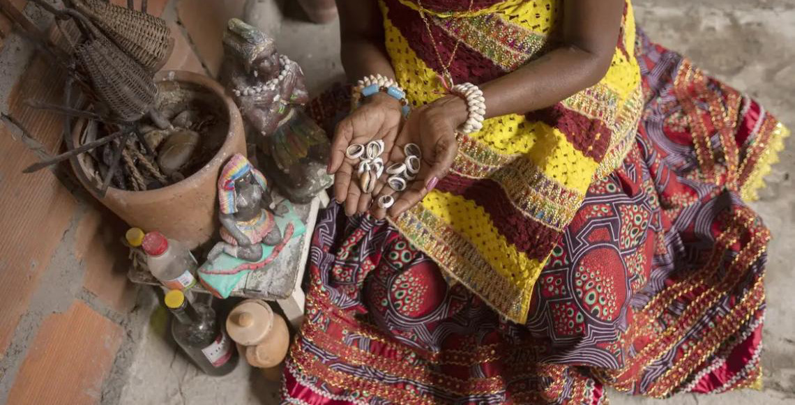 Cartilha Saúde com Axé une saberes de terreiros e prevenção do câncer em negras