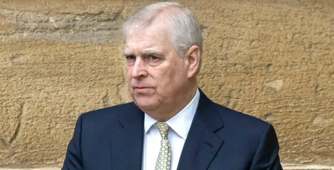 Ex-príncipe Andrew fica preso por 11 horas por suspeita de conduta imprópria envolvendo caso Epstein