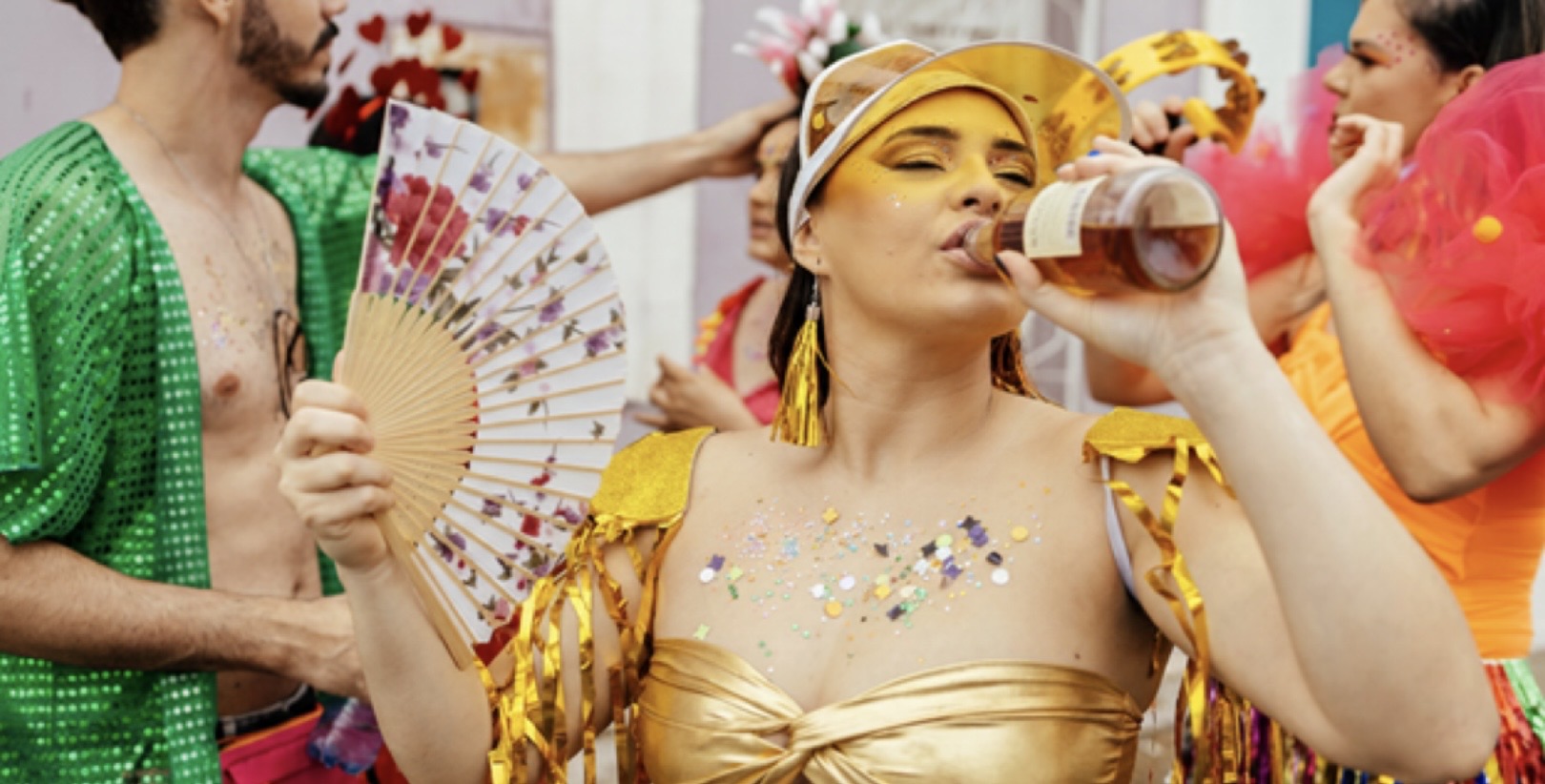 Nos dias depois: Ressaca ou intoxicação alcoólica? Saiba identificar sinais de alerta pós-Carnaval