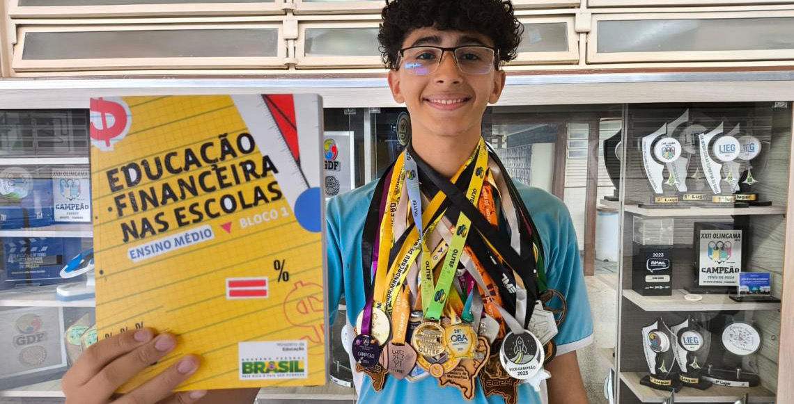 Estudante da rede pública do DF conquista ouro em olimpíada de educação financeira