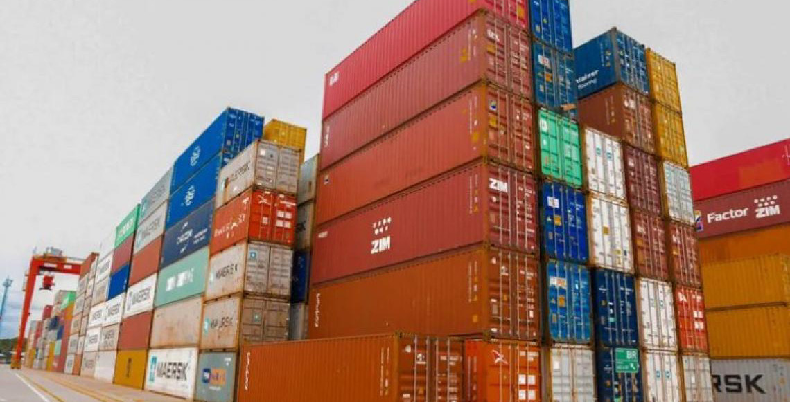 Como ficam as exportações brasileiras para os EUA sem tarifaço e com a nova taxa