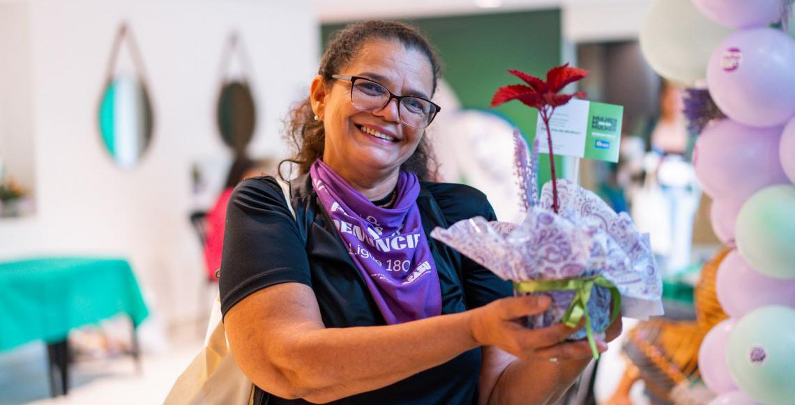 Dia da Mulher da Defensoria Pública do DF bate recorde histórico de atendimentos na 32ª edição