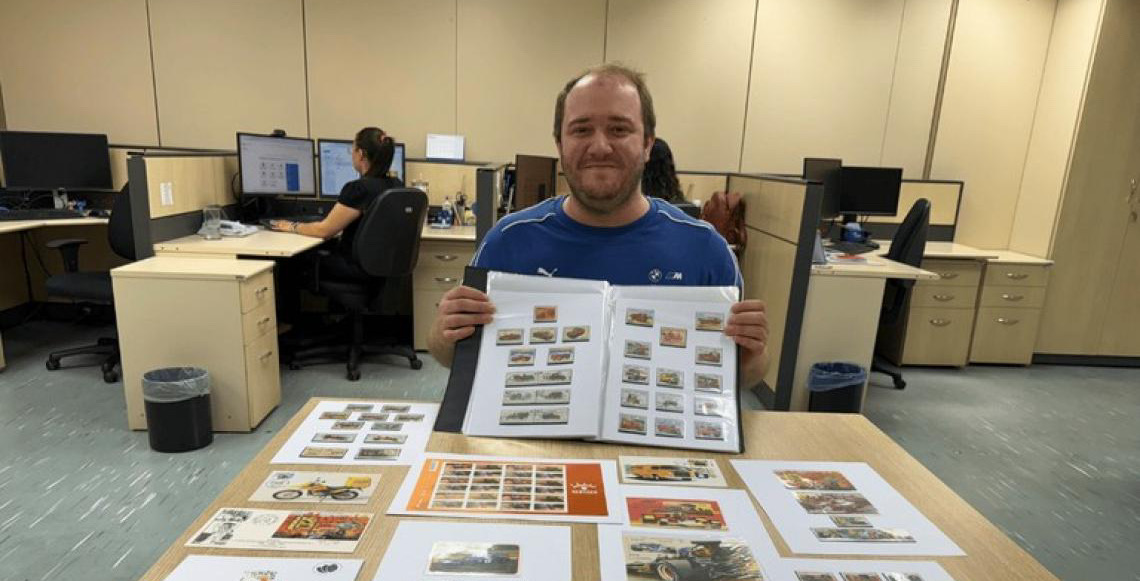 Colecionadores de selos mantém viva uma paixão que já dura mais de seis décadas