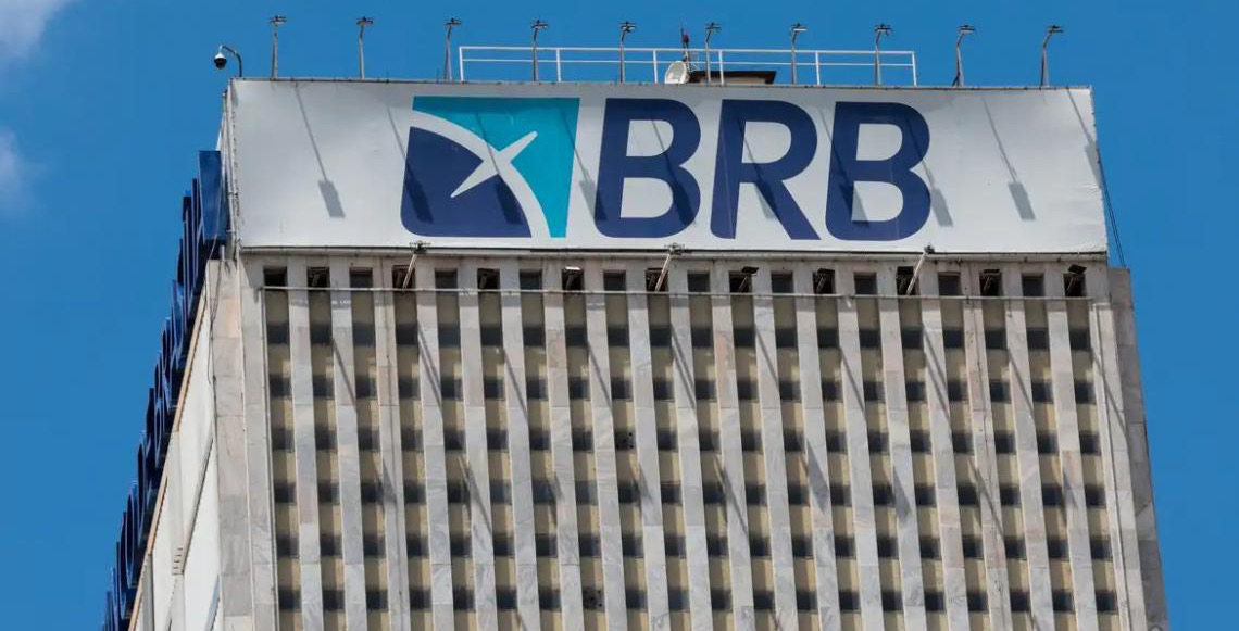 Governo do Distrito Federal sanciona lei para socorrer Banco de Brasília-BRB com imóveis públicos