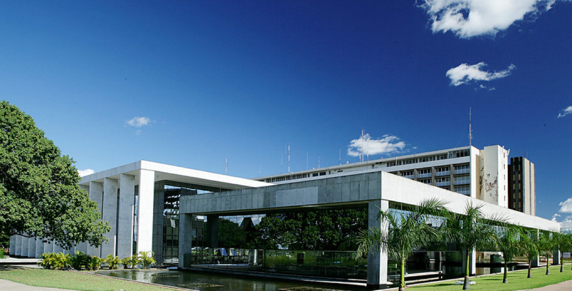 TJ do DF declara constitucional lei distrital que institui conteúdo sobre violência contra a mulher nas escolas