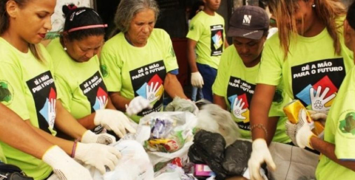 Catadores de material reciclável não pagarão imposto ao vender materiais, diz Fazenda