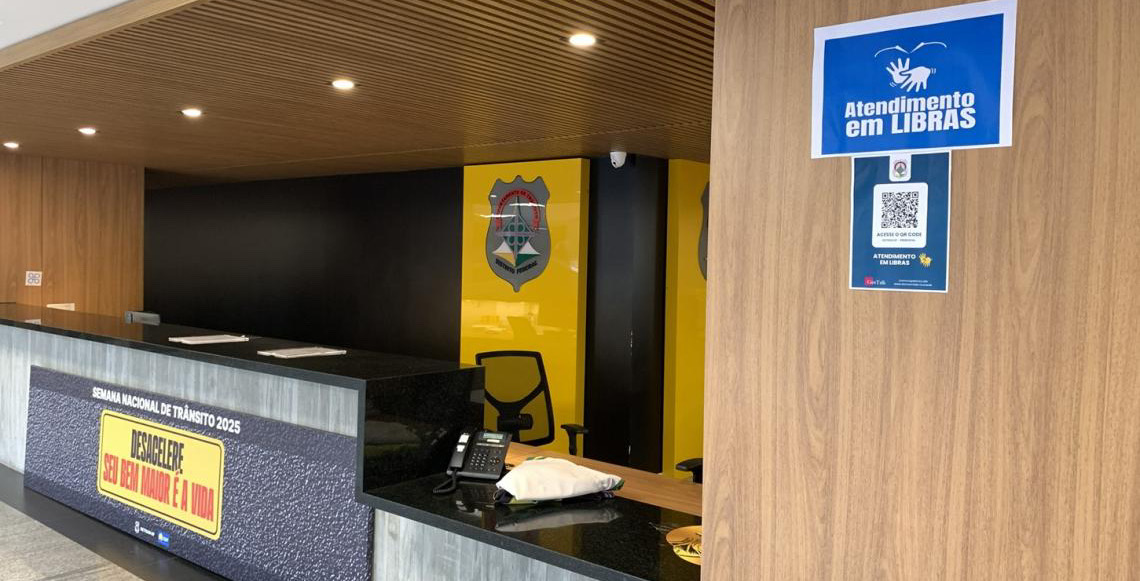 Atendimento com mediação em Libras já está disponível no Detran do Distrito Federal
