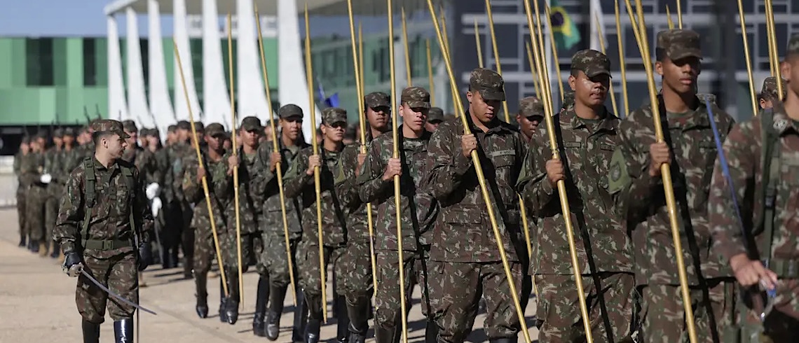 Formação militar: Fixadas vagas para negros, indígenas e quilombolas 