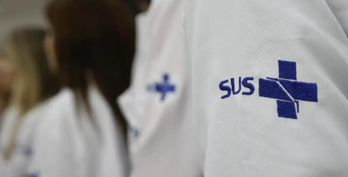 Março Azul: Exames para rastrear câncer de intestino triplicam no Sistema Único de Saúde