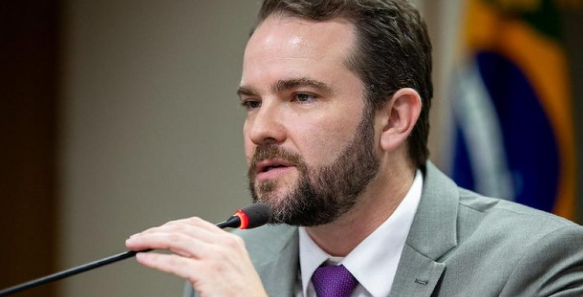 Governo do Brasil propõe aos estados dividir subvenção de R$ 1,20 por litro de diesel importado