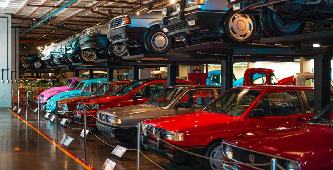 V12 Auto Club se consolida como atrativo cultural e turístico em Brasília, reunindo carros clássicos