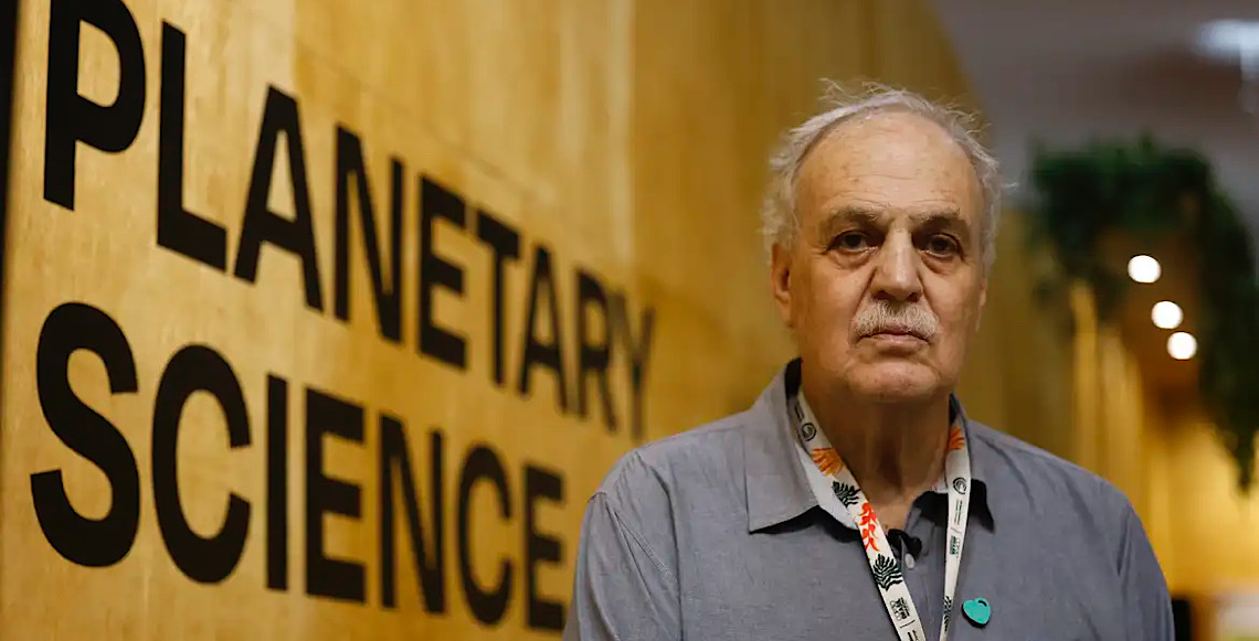 Papa Leão 14 nomeia cientista brasileiro Carlos Nobre como conselheiro