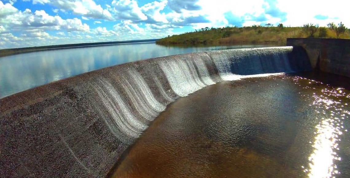 Bandeira verde em abril garante alívio na conta de luz e reforça oportunidade de economia