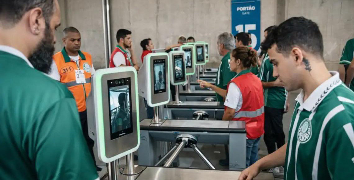 Biometria obrigatória: Reconhecimento facial amplia público e reforça segurança nos estádios brasileiros