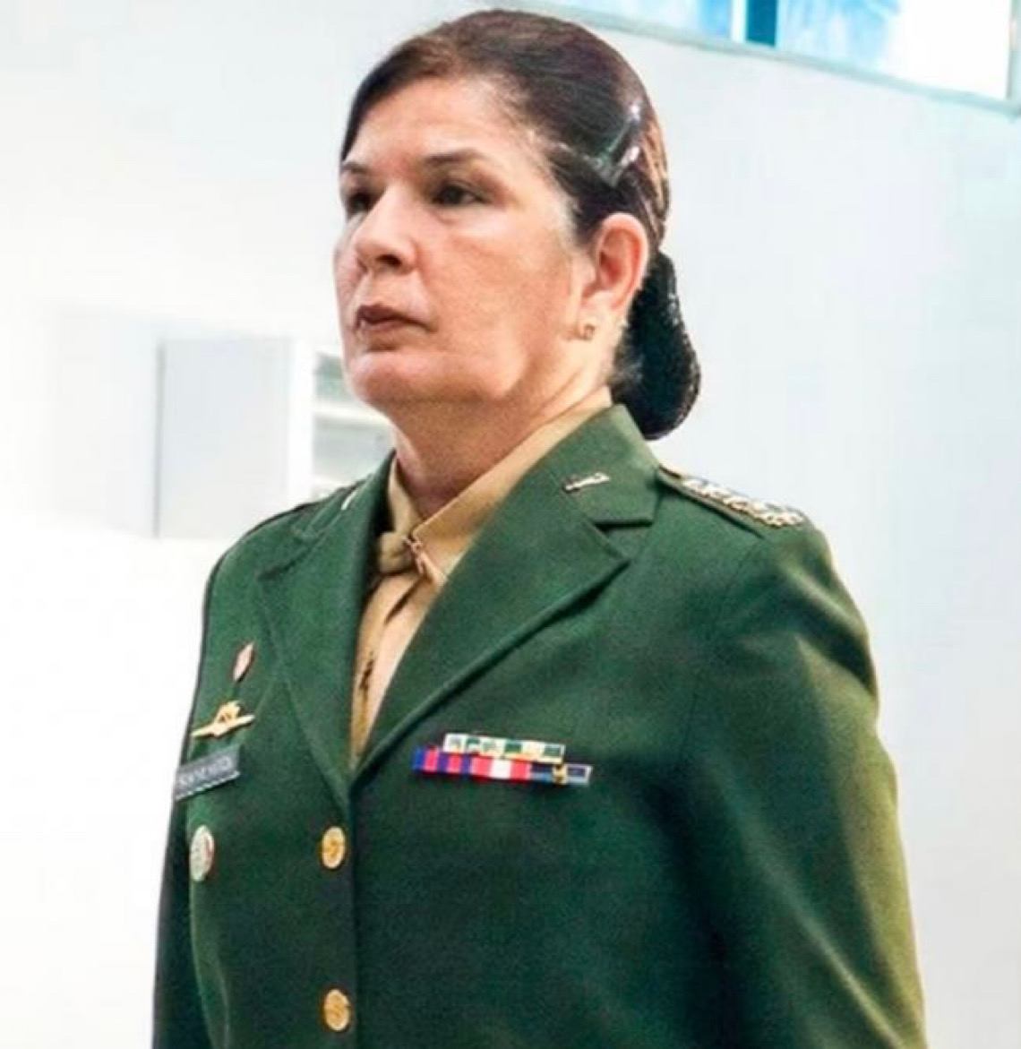Exército brasileiro promove primeira mulher à patente de general