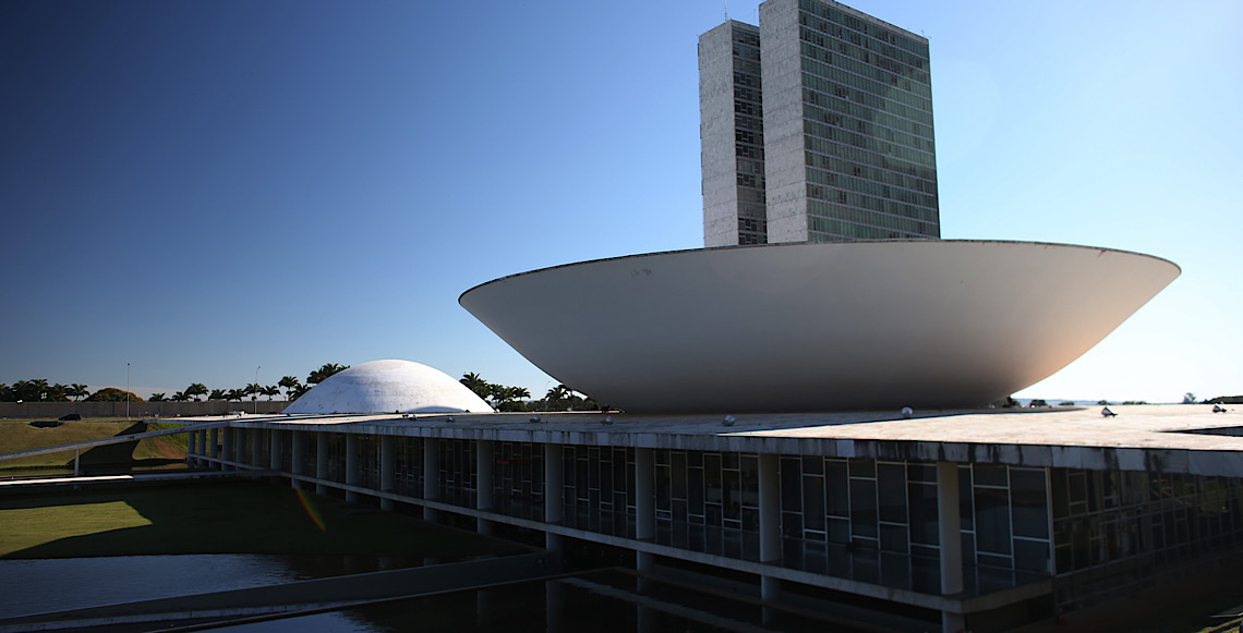 A opinião de João Zisman sobre política nacional: Nada isolado; o DF acorda com pressão em bloco