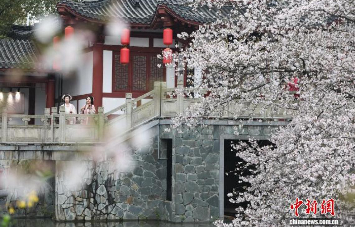 Turistas chineses aderem ao 