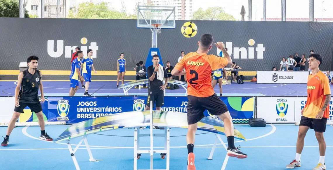 Esporte Universitário leva mensagem de paz em meio a conflitos globais