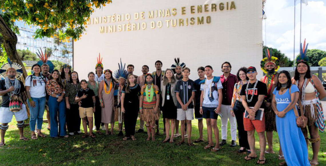 Ministério do Turismo debate desenvolvimento do etnoturismo com lideranças indígenas