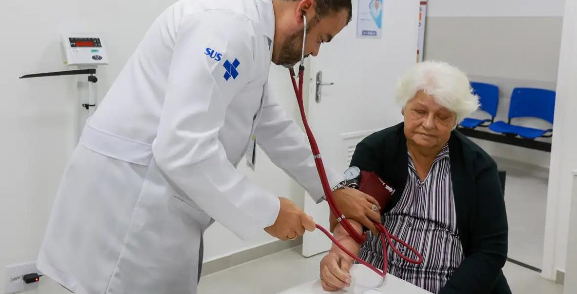 Segundo Ministério da Saúde: Vírus sincicial respiratório também traz risco para idosos, alertam especialistas