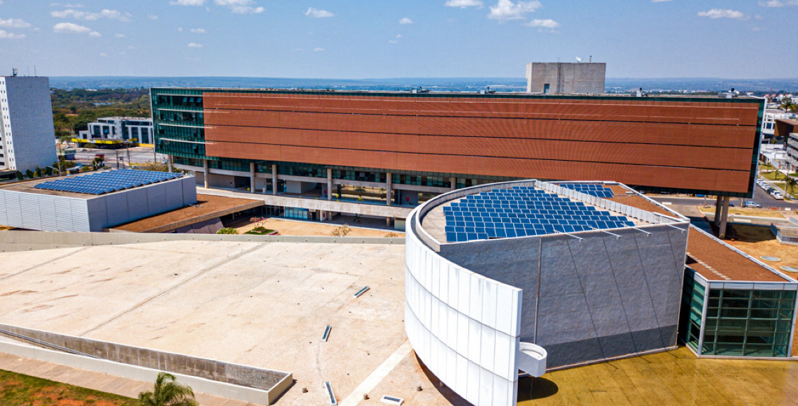 A opinião pessoal de João Zisman sobre politica nacional: Licença, pressão e voto